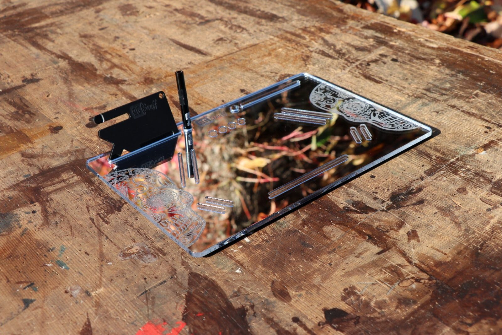 blackcardandstraw2 blackcardandstraw2